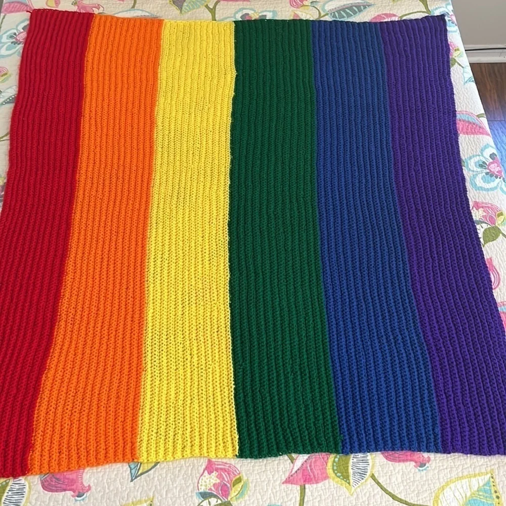 ML Rossetti Rainbow Knit Afghan Throw Blanket Striped Retro 50x43